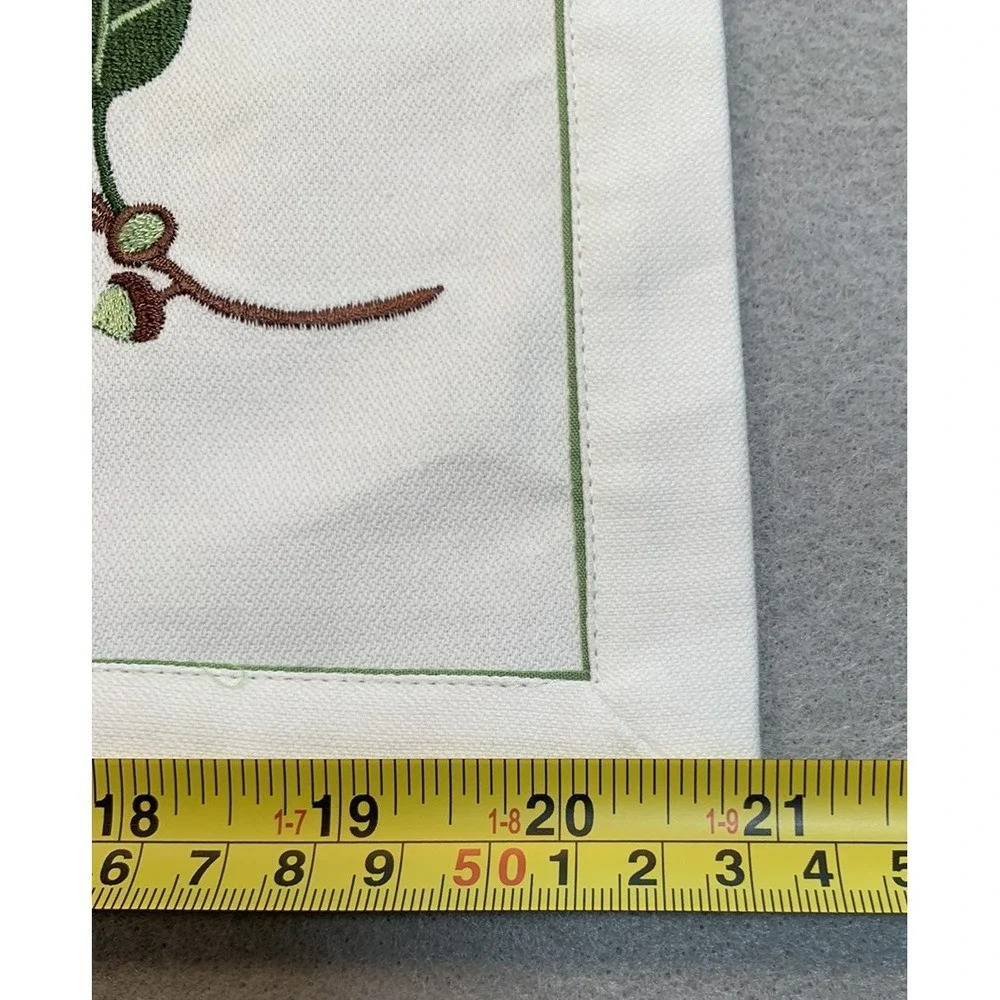 Crate & Barrel Embroidered SET of 6 Acorn Dinner Napkins PLUS Holders Rings
